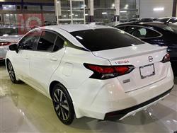 نیسان ڤێرسا